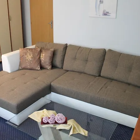 Pensión Hellene Piest'any