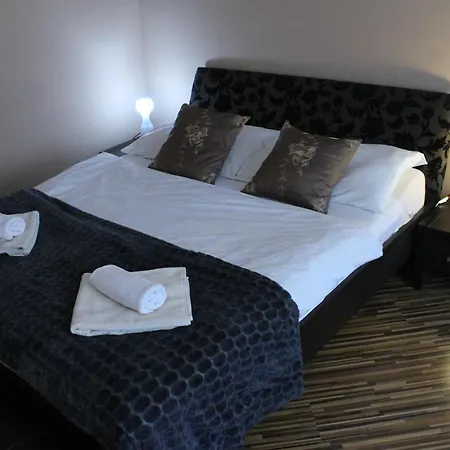 Guest house Hellene Piest'any